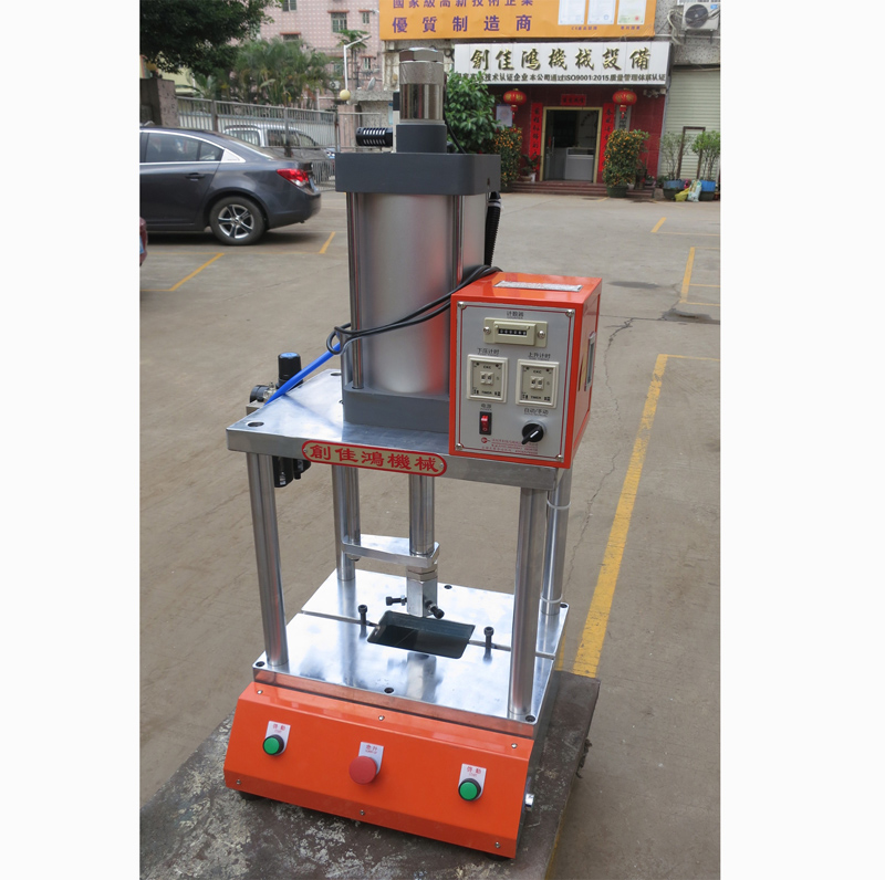 四柱氣動沖床CH102系列